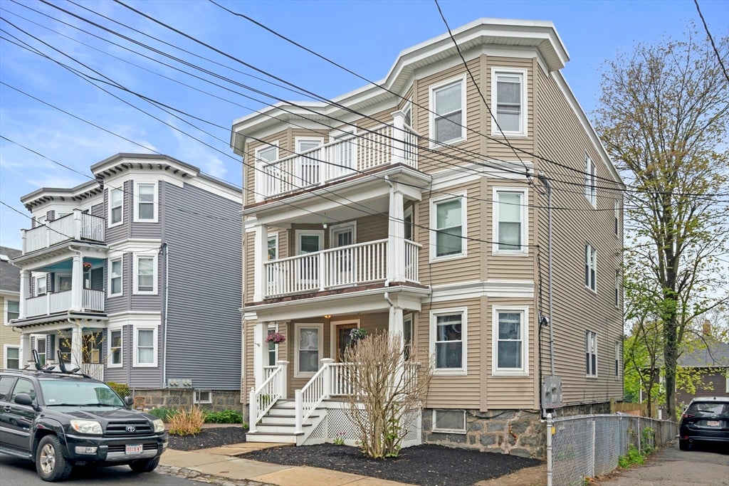 23 Thelma Rd #PH, Boston, MA Photo #1