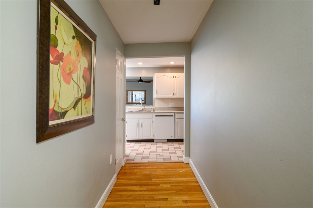 7 Dorchester St 3
