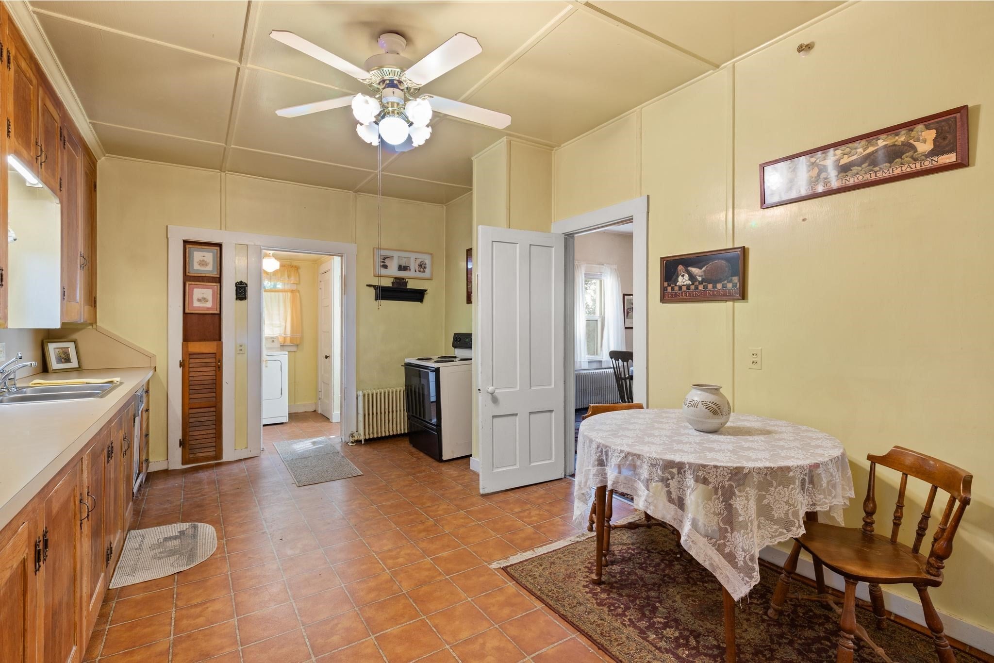 51 Underwood Ln, Middletown, RI, 51 Underwood Ln, Middletown, RI Photo #8
