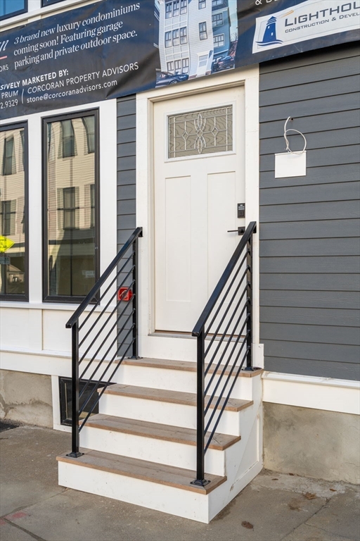 34 Vinton Street FL3