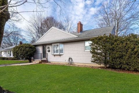 6 Bartlett Rd Danvers MA 01923