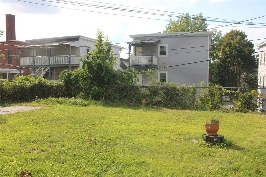 10 Hollywood St, Worcester, MA Photo #27
