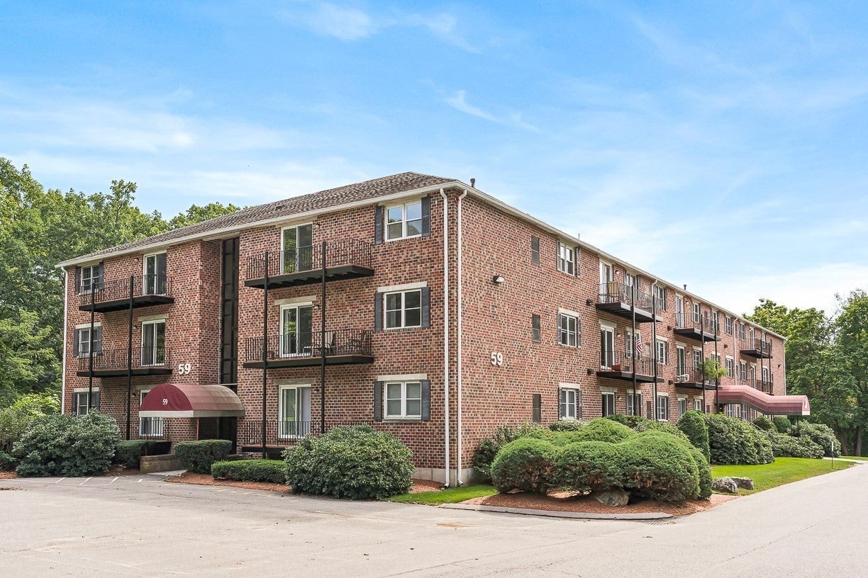 59 Mill St #302, Dracut, MA, 59 Mill St #302, Dracut, MA Photo #2