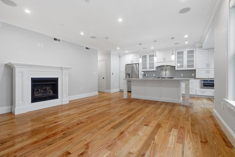 Photo of 160 W Broadway #202, Boston, MA 02127 (MLS # 73499578)