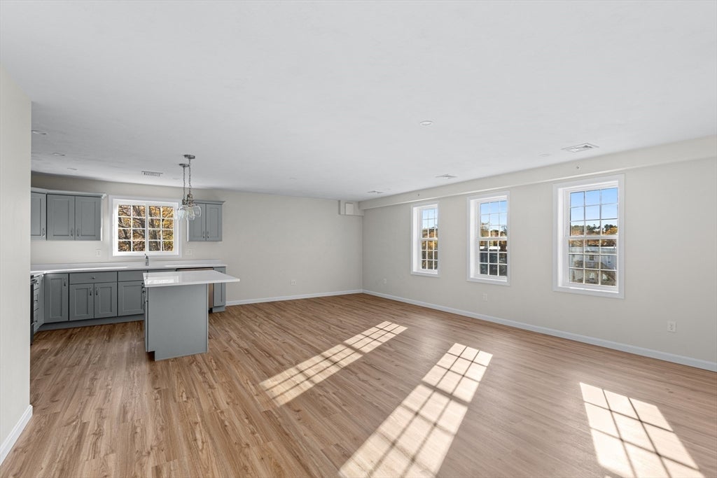 393 Court St #5, Plymouth, MA, 393 Court St #5, Plymouth, MA Photo #5