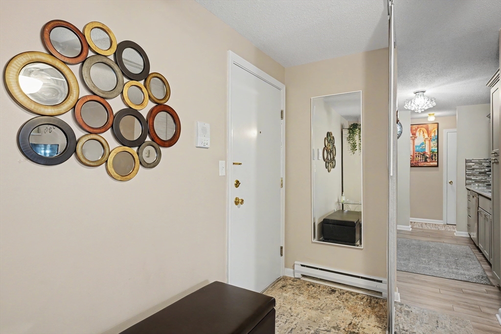 200 Manning St 23C