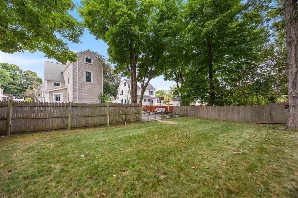 12 Minot Ave, Haverhill, MA Photo #28