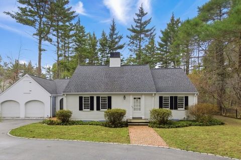 65 Walpole St Dover MA 02030