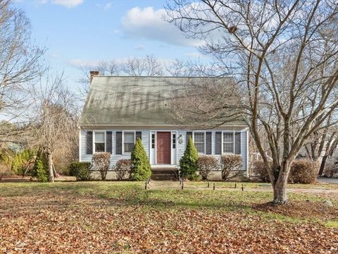 Photo of 19 Leonard St, Lakeville, MA 02347 (MLS # 73460042)