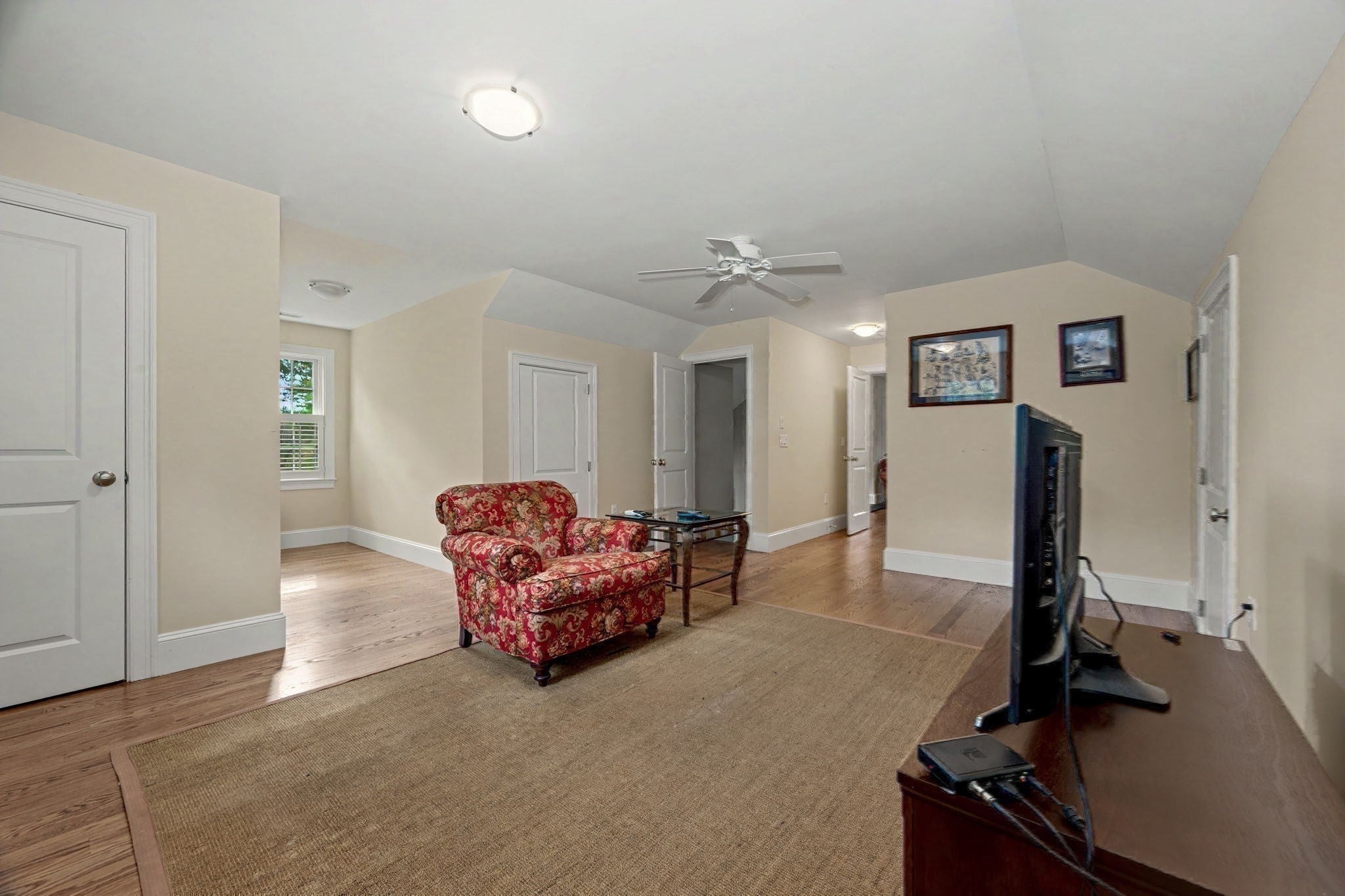 933 South St, Needham, MA Photo #31