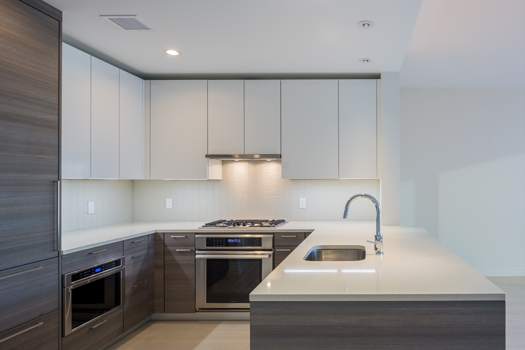 1 Franklin St 1709