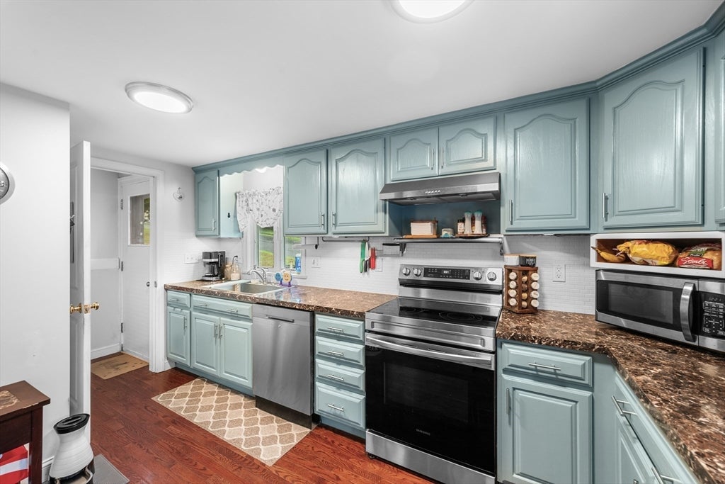 463 Elliott St, Beverly, MA, 463 Elliott St, Beverly, MA Photo #9