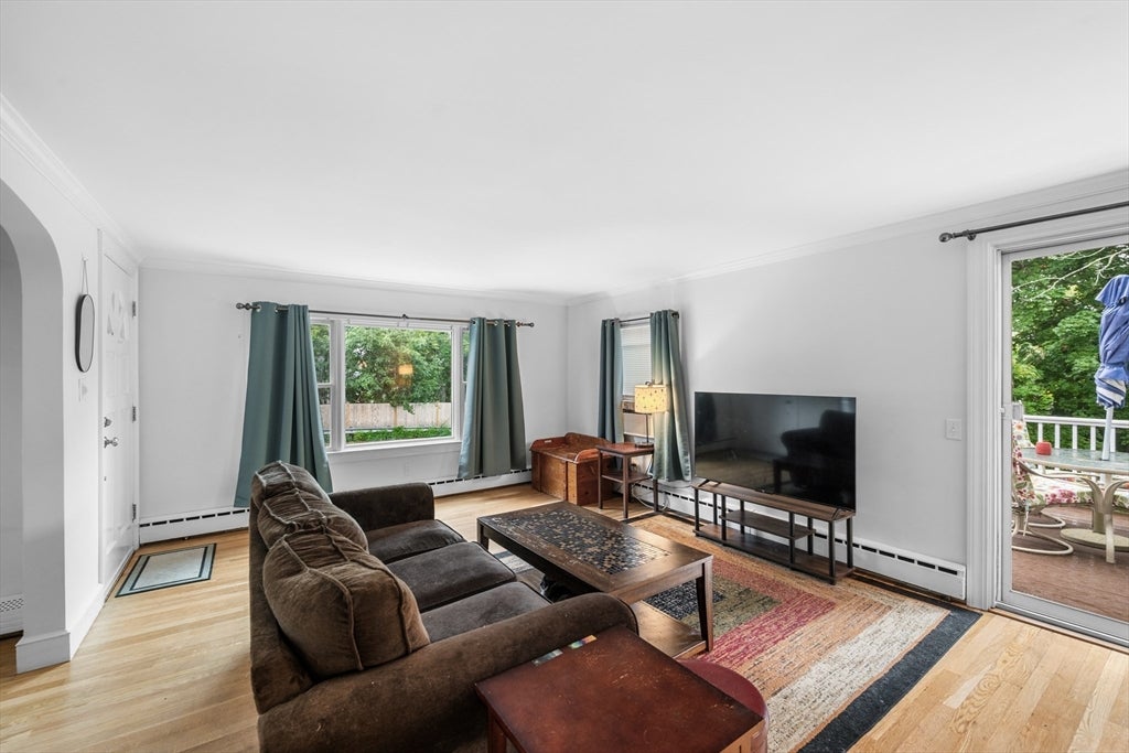 463 Elliott St, Beverly, MA, 463 Elliott St, Beverly, MA Photo #4
