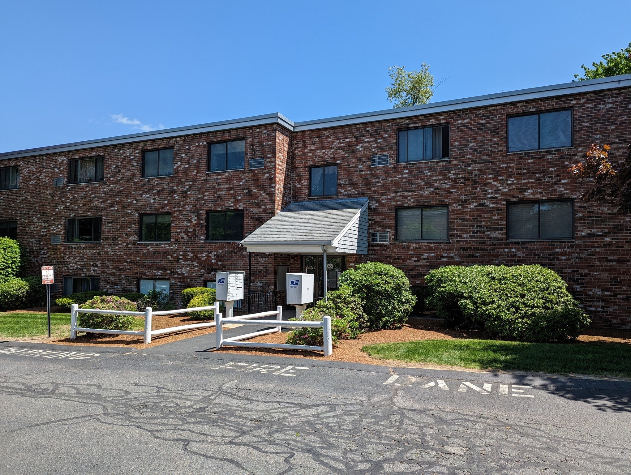Photo of 65 Milliken Ave, Franklin, MA