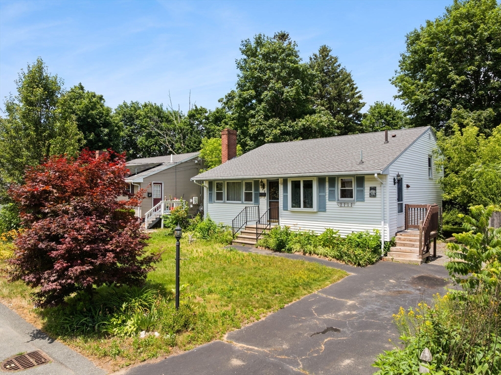 22 Bates Street