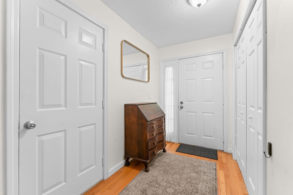 112 Ridgefield Circle B