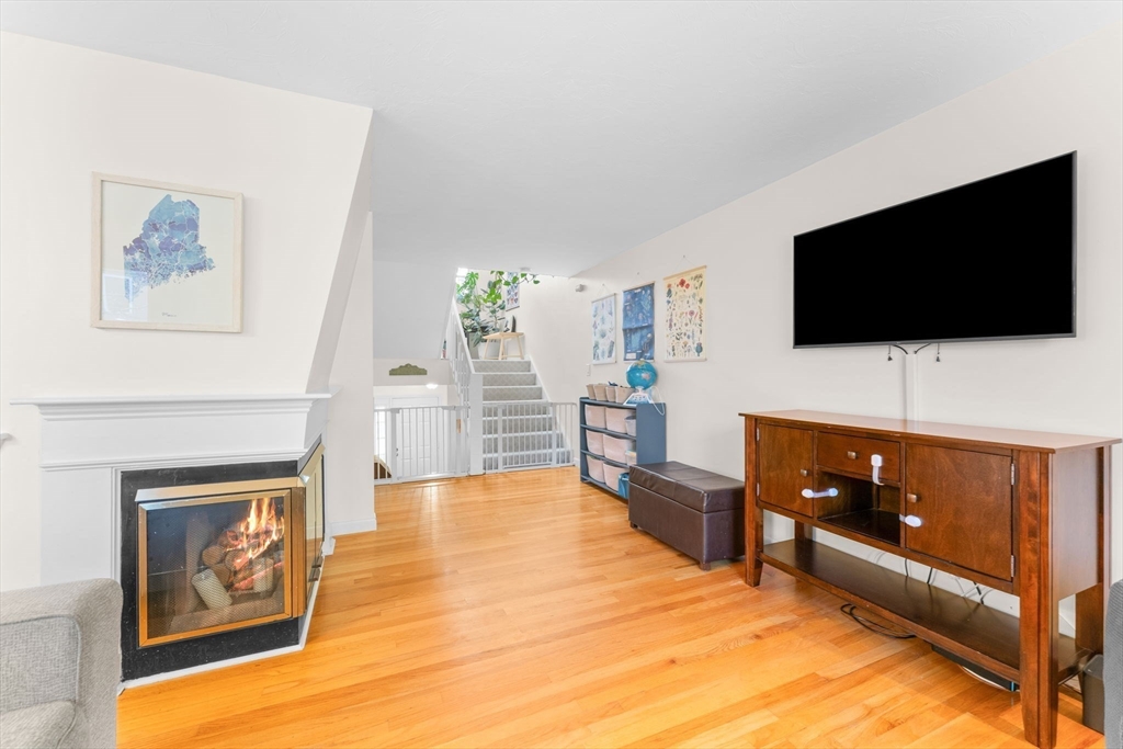 112 Ridgefield Circle B