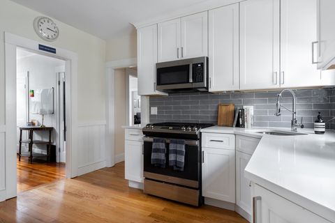 Photo of 7 Connecticut Ave #1, Somerville, MA 02145 (MLS # 73487579)