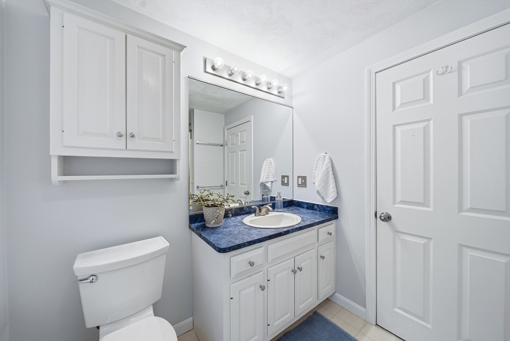 35 Buena Vista Dr, Attleboro, MA Photo #21