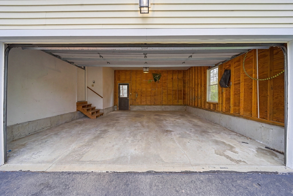 35 Buena Vista Dr, Attleboro, MA Photo #32