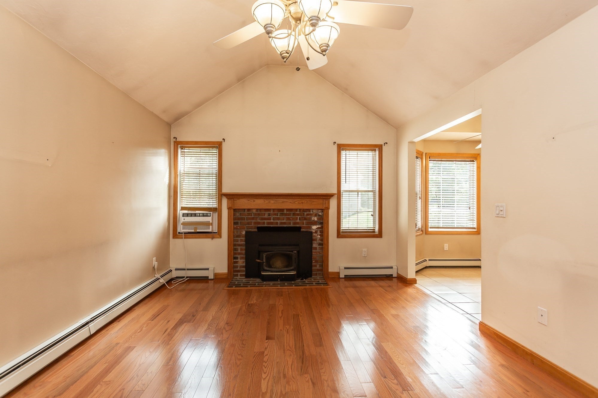 380 Spruce St, Bridgewater, MA, 380 Spruce St, Bridgewater, MA Photo #8