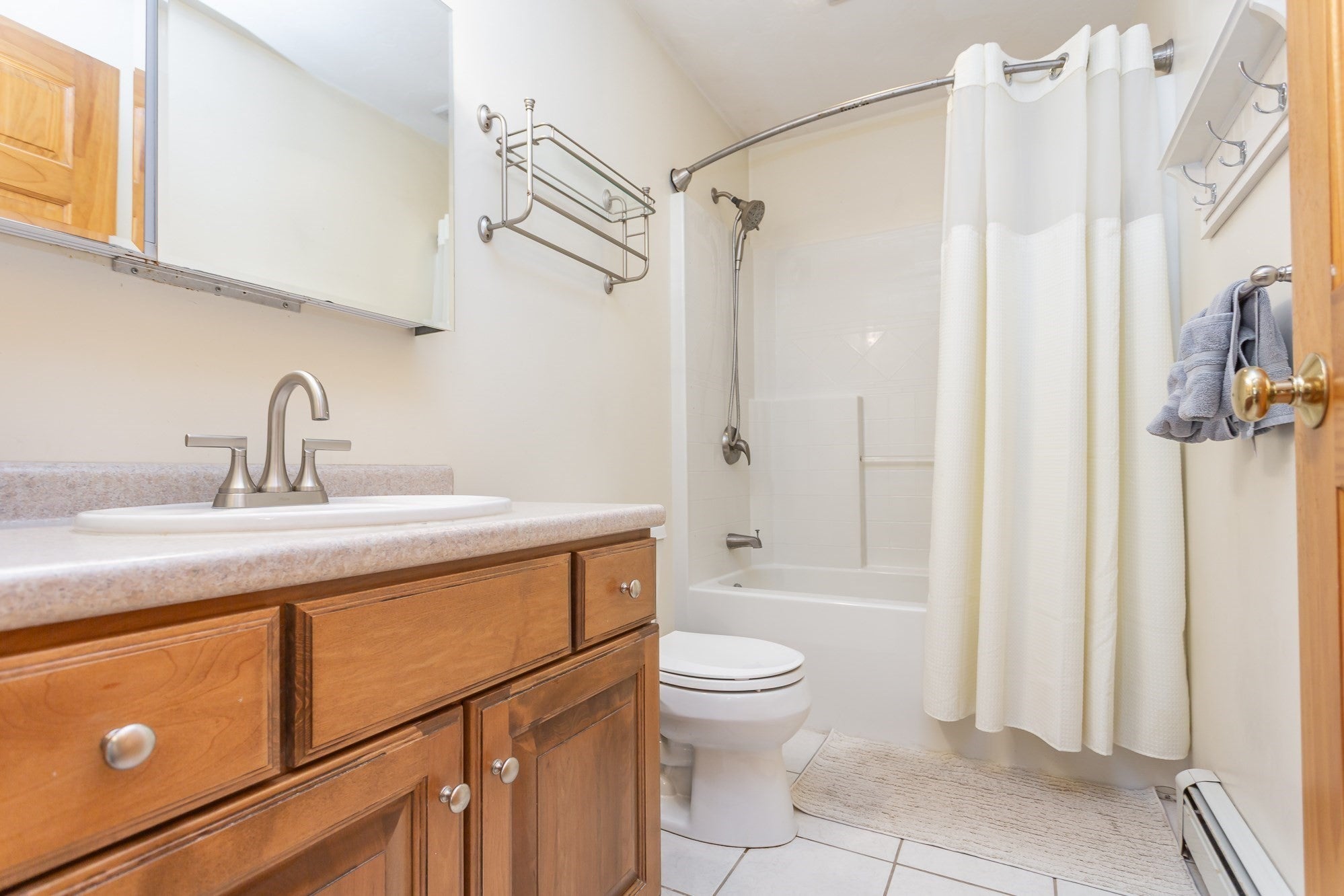 380 Spruce St, Bridgewater, MA, 380 Spruce St, Bridgewater, MA Photo #24