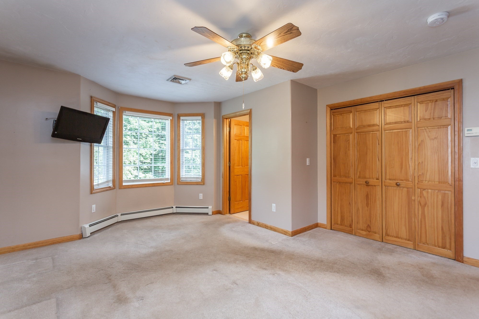 380 Spruce St, Bridgewater, MA, 380 Spruce St, Bridgewater, MA Photo #18