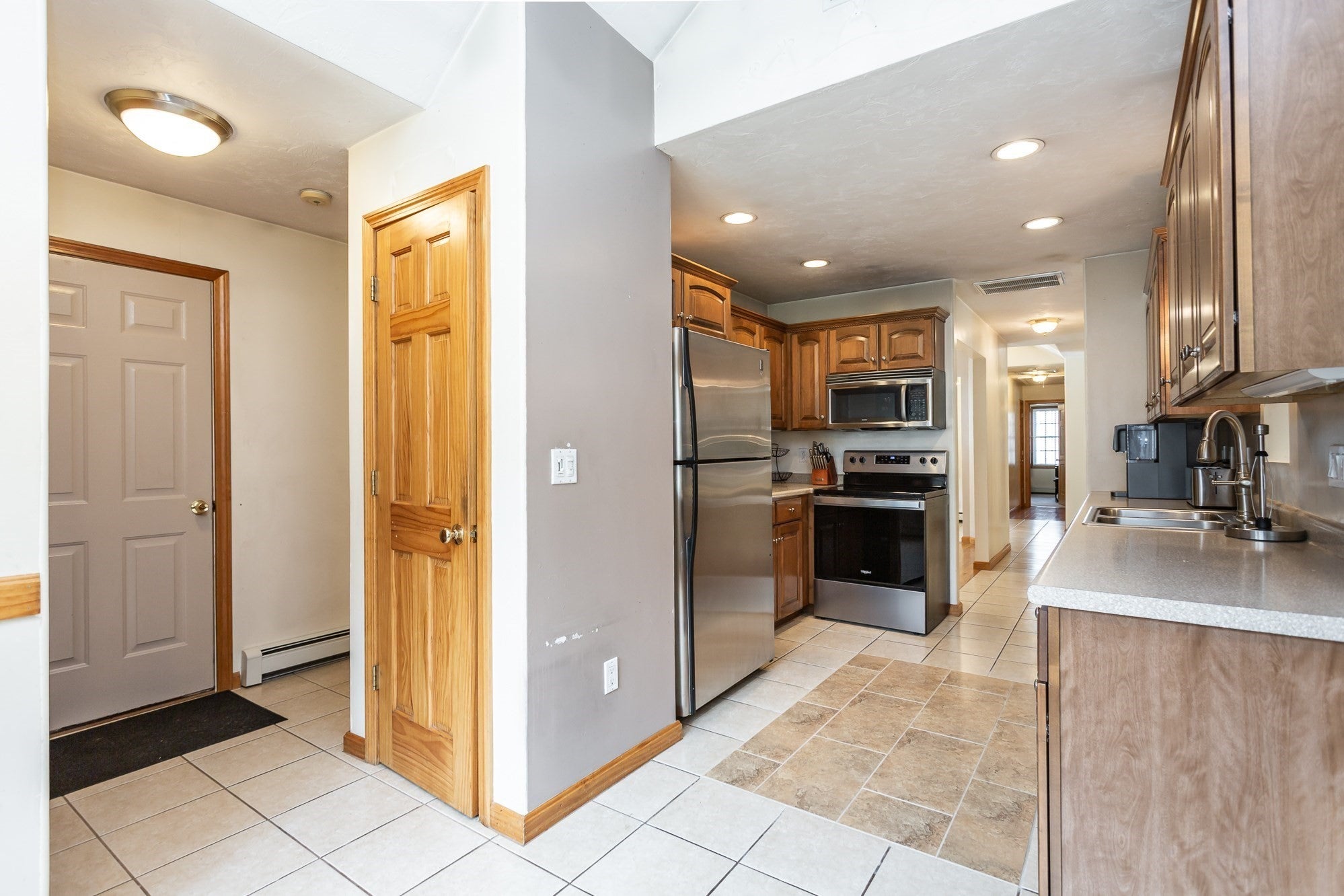 380 Spruce St, Bridgewater, MA, 380 Spruce St, Bridgewater, MA Photo #12