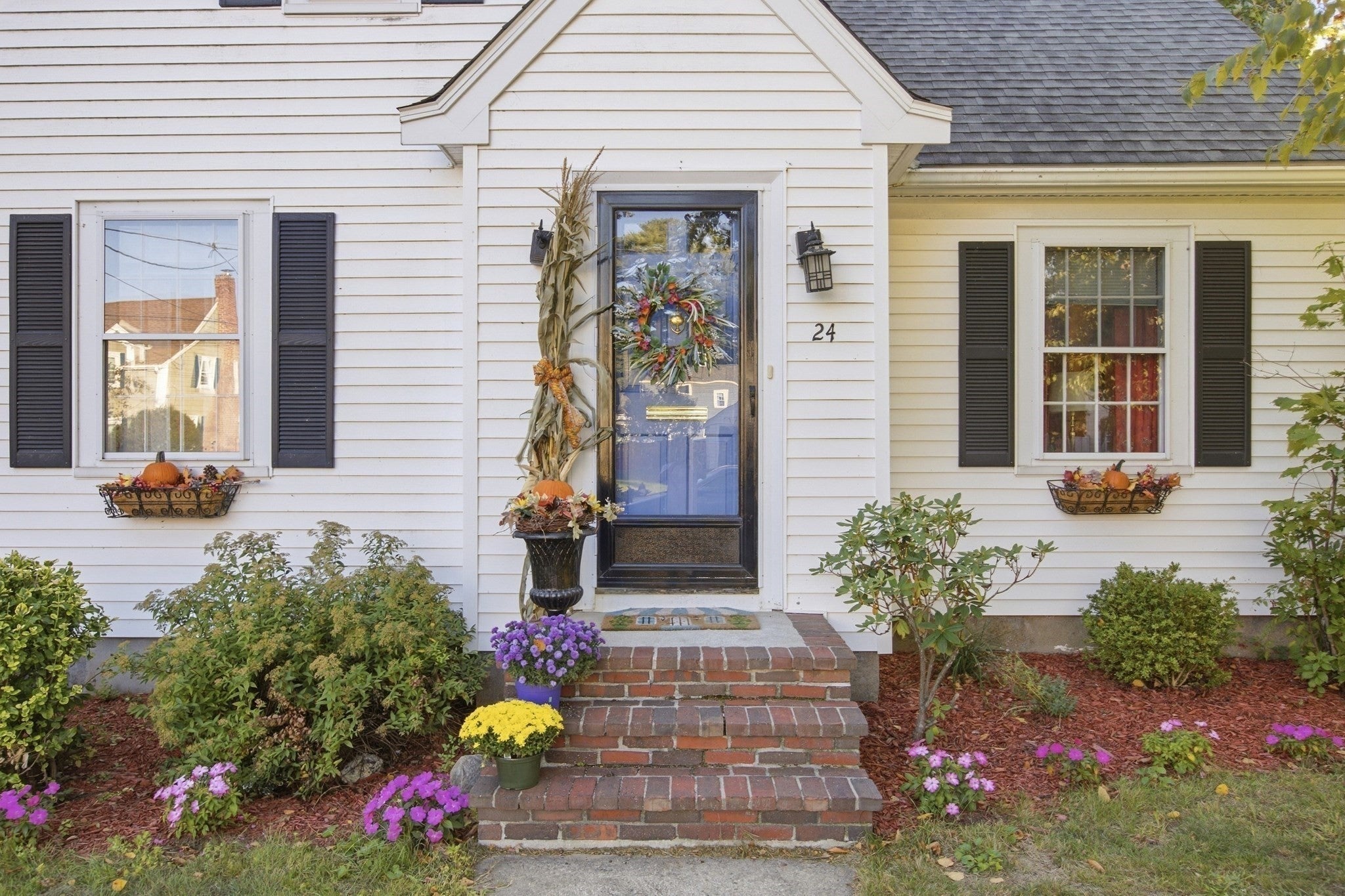 24 Vokes Terrace, Lynnfield, MA, 24 Vokes Terrace, Lynnfield, MA Photo #2