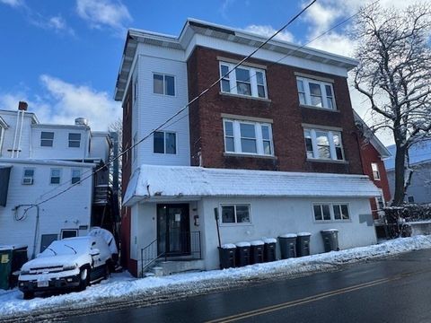 8-12 Nichols St Gardner MA 01440