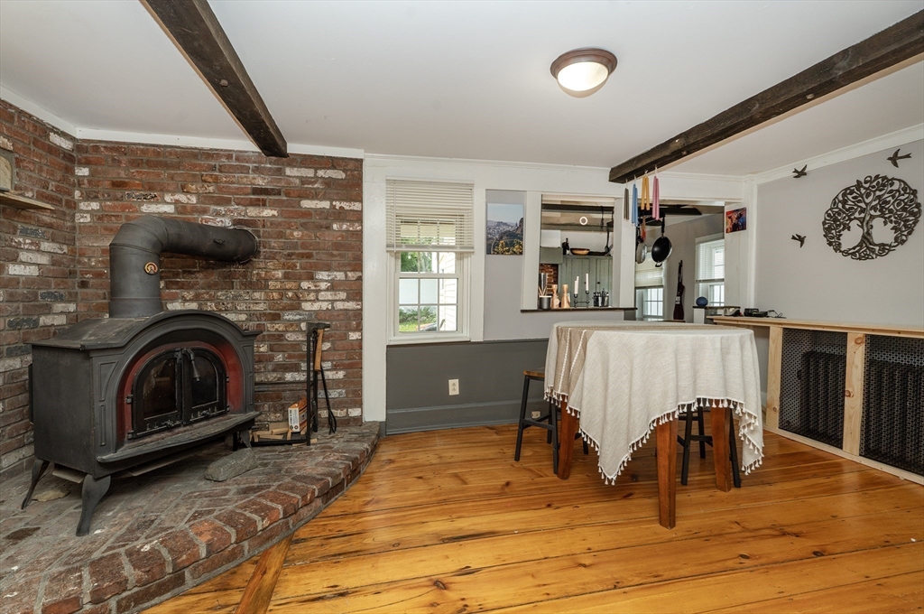 6 Spring St, Amesbury, MA Photo #7