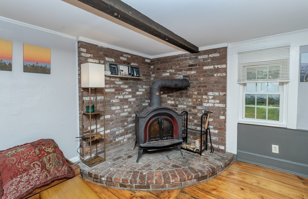 6 Spring St, Amesbury, MA Photo #15