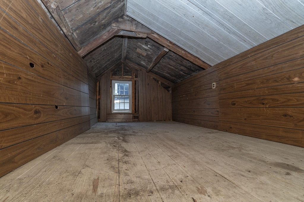 6 Spring St, Amesbury, MA Photo #25