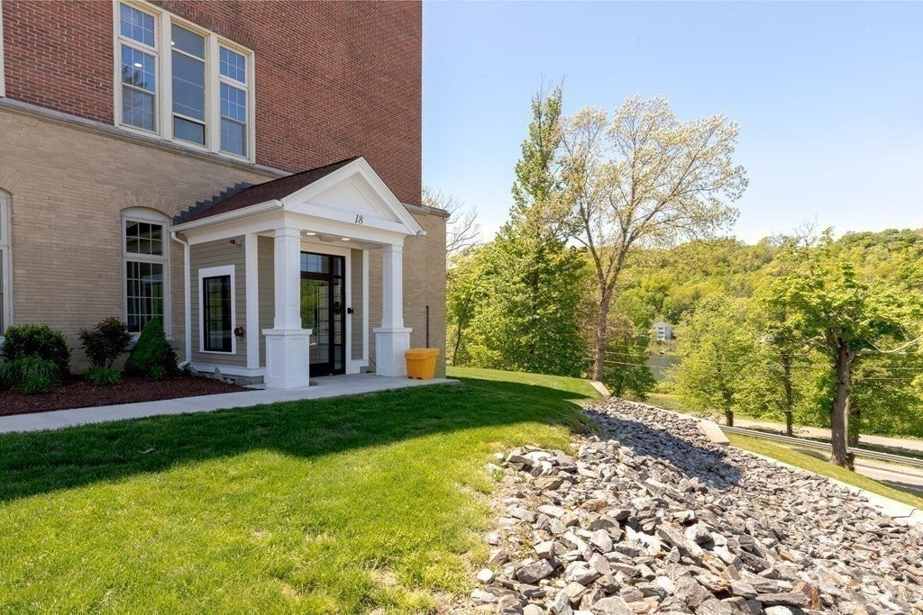 18 Eagle Nest #332, Clinton, MA, 18 Eagle Nest #332, Clinton, MA Photo #17