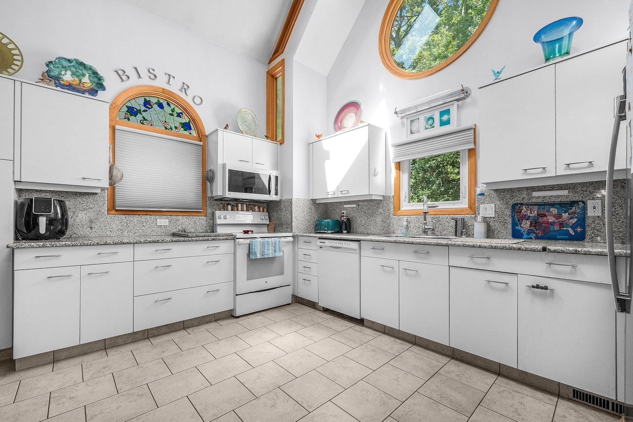 81 Lakeview Blvd, Plymouth, MA Photo #5