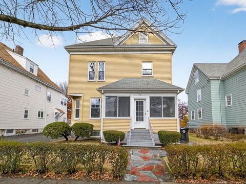 Photo of 33 Capitol St, Watertown, MA 02472 (MLS # 73458107)
