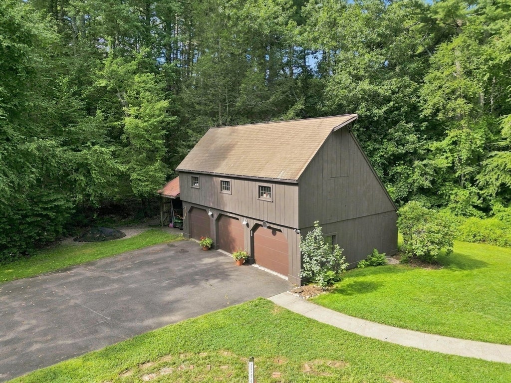 6 Brittany Lane, Easthampton, MA, 6 Brittany Lane, Easthampton, MA Photo #35