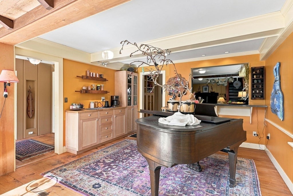6 Brittany Lane, Easthampton, MA, 6 Brittany Lane, Easthampton, MA Photo #9