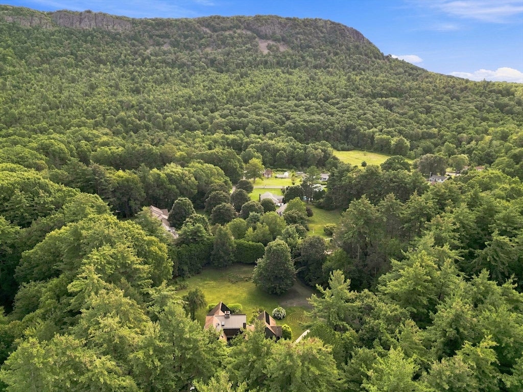 6 Brittany Lane, Easthampton, MA, 6 Brittany Lane, Easthampton, MA Photo #40