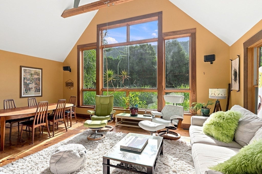 6 Brittany Lane, Easthampton, MA, 6 Brittany Lane, Easthampton, MA Photo #7