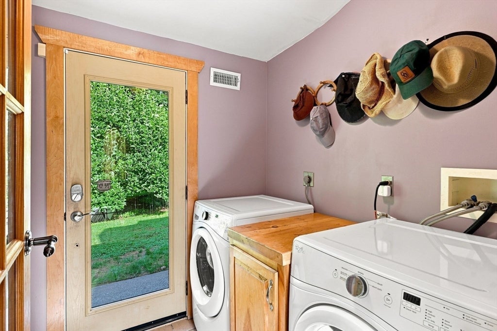 6 Brittany Lane, Easthampton, MA, 6 Brittany Lane, Easthampton, MA Photo #24