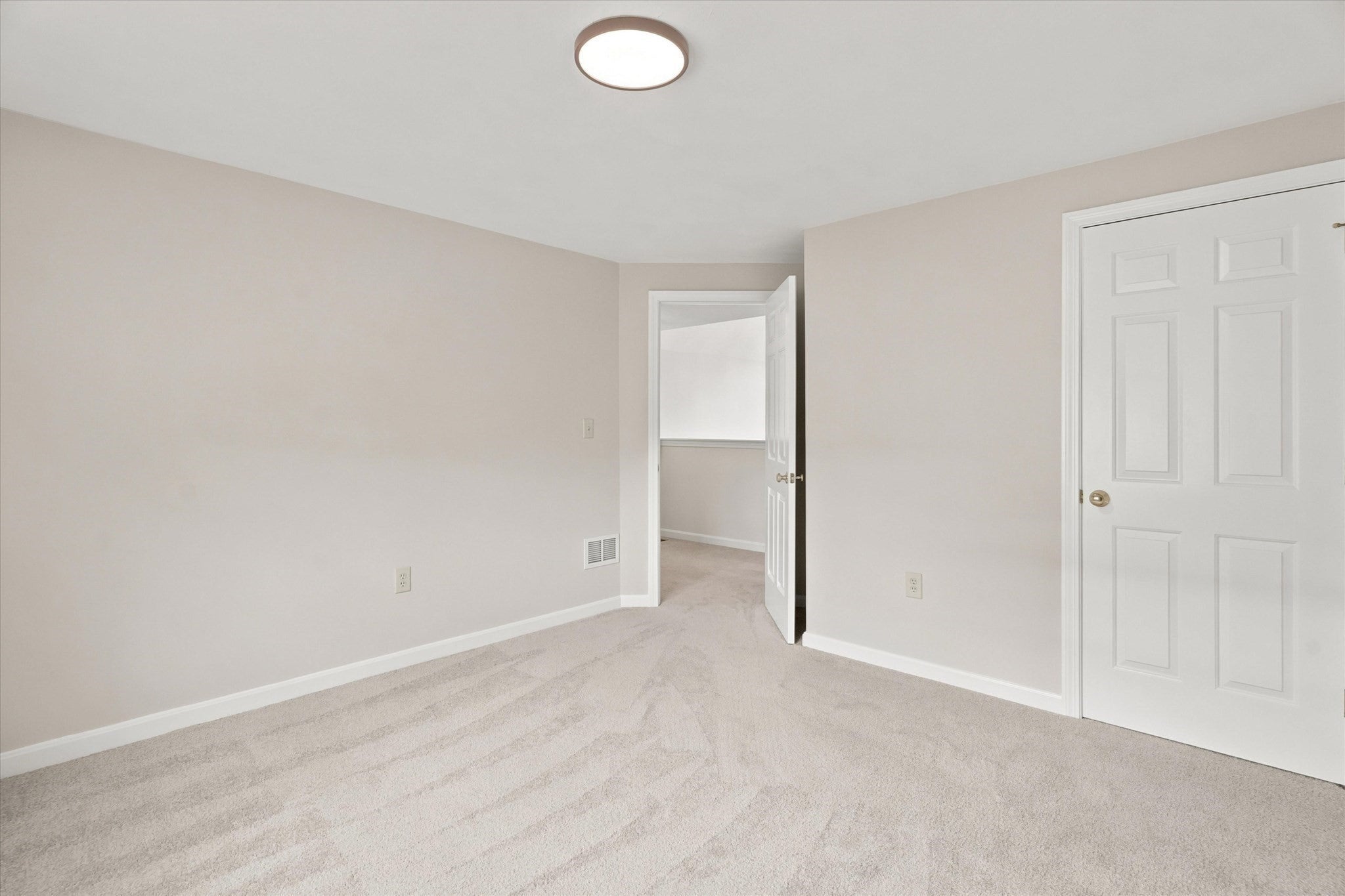 9 Derby Ln, Franklin, MA, 9 Derby Ln, Franklin, MA Photo #18