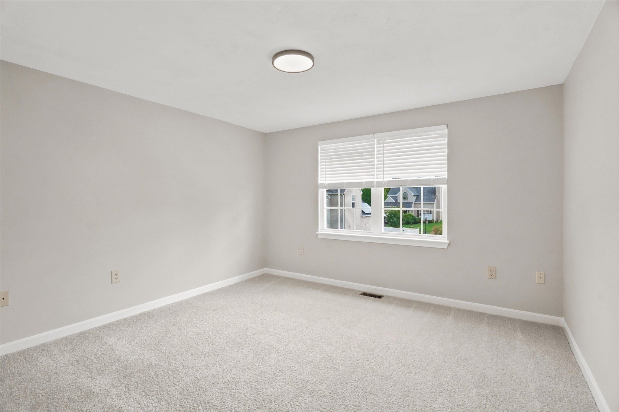 9 Derby Ln, Franklin, MA, 9 Derby Ln, Franklin, MA Photo #17