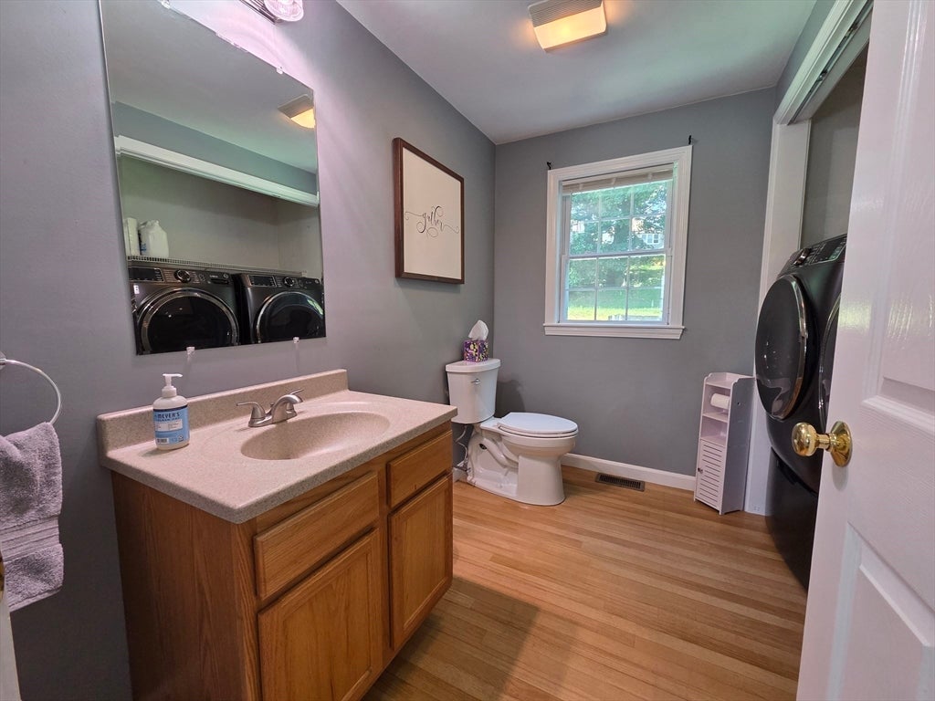 29 Cushing Rd, Webster, MA, 29 Cushing Rd, Webster, MA Photo #11