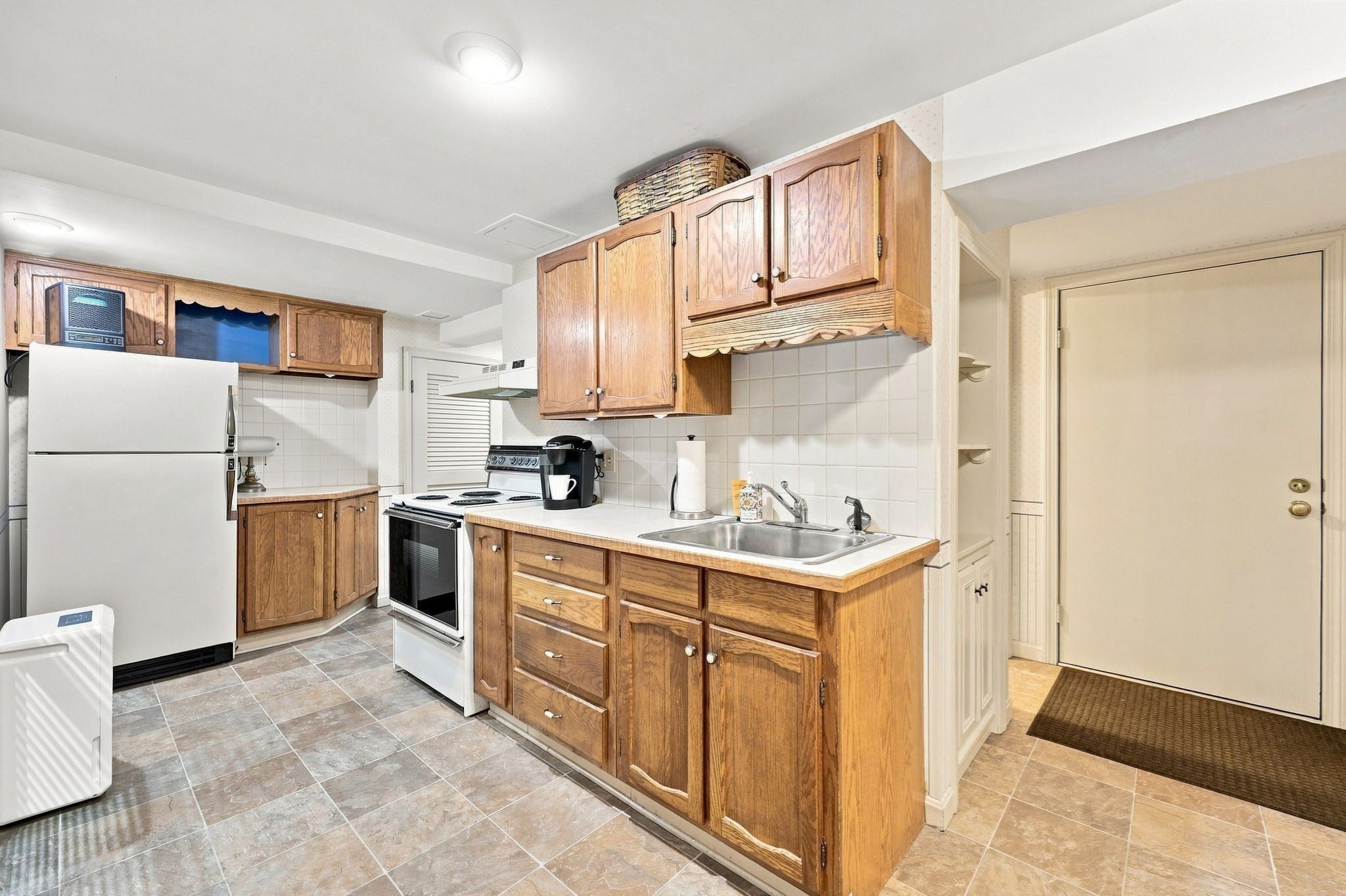 310 Briarwood Avenue, Southbridge, MA, 310 Briarwood Avenue, Southbridge, MA Photo #33