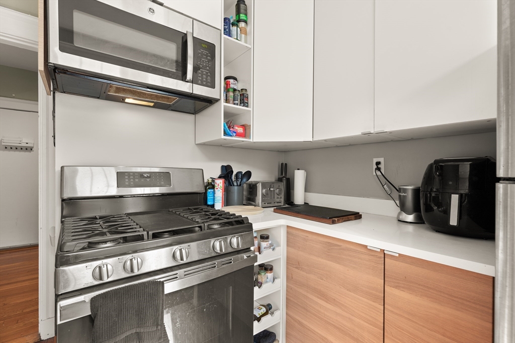 90 Bynner St #4, Boston, MA Photo #8