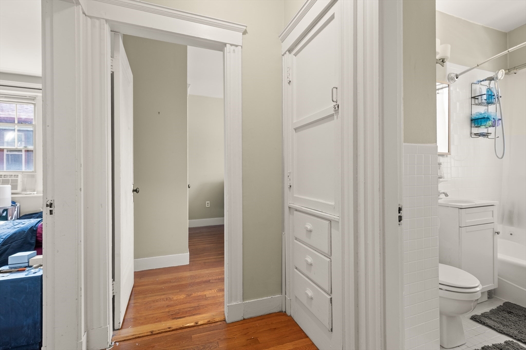 90 Bynner St #4, Boston, MA Photo #19