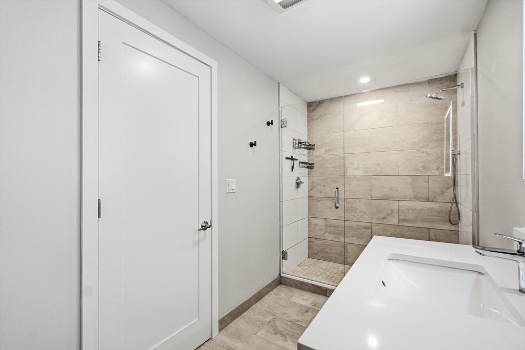 932 Broadway #306, Chelsea, MA, 932 Broadway #306, Chelsea, MA Photo #28