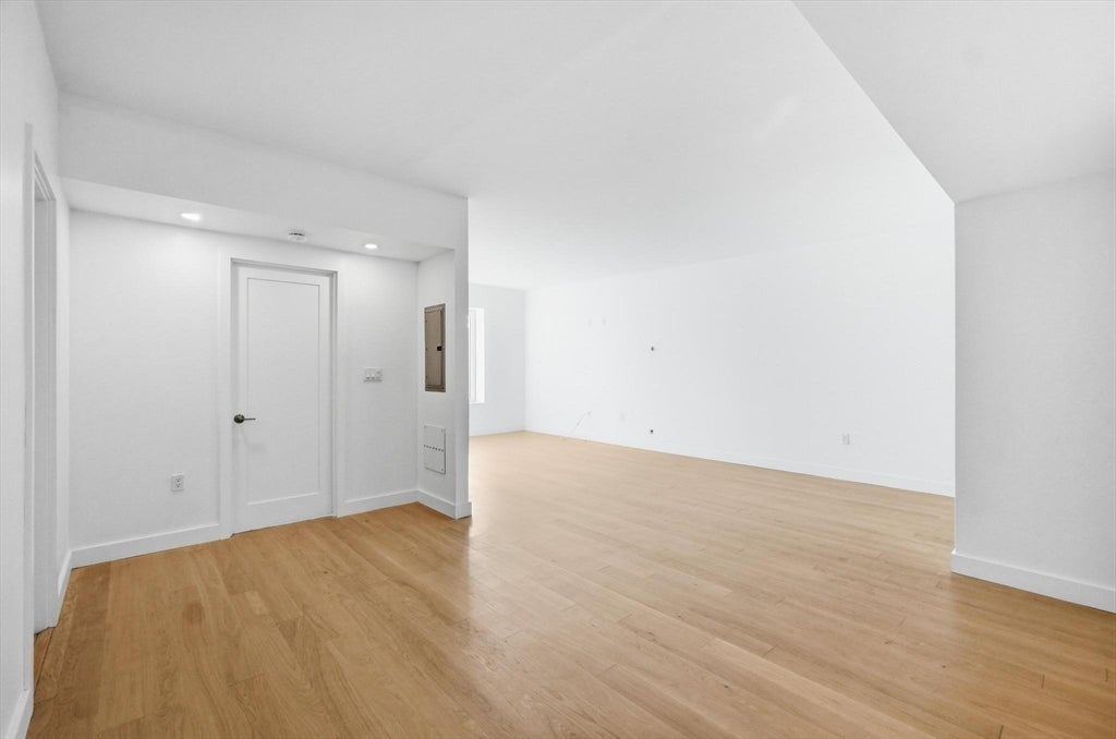 932 Broadway #306, Chelsea, MA, 932 Broadway #306, Chelsea, MA Photo #21