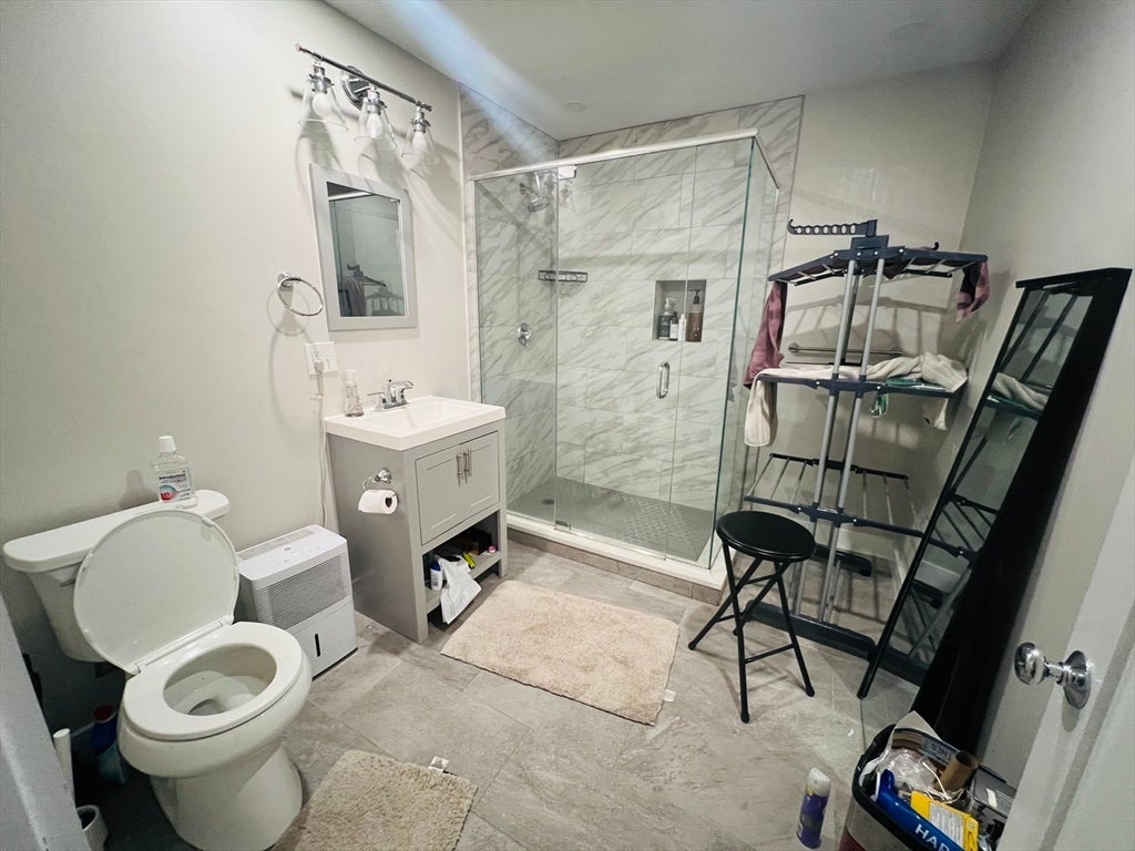 8 W Bellflower St #1, Quincy, MA, 8 W Bellflower St #1, Quincy, MA Photo #16